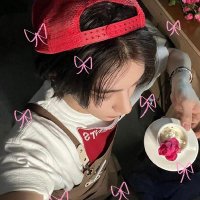 jel (@junpiindosat) 's Twitter Profile