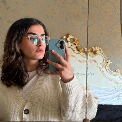 NikooNiki's profile picture. 