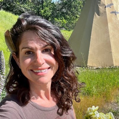 GigiLaverty's profile picture. old school real estate