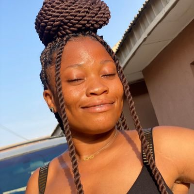 Omolola19601's profile picture. ▫️ UI/UX designer|Tech enthusiast and Lifestyle
▫️Business-minded 
▫️Movie enthusiast 
▫️A passionate baker
▫️ Music lover