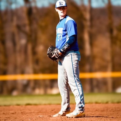 Uncommitted 2027 RHP & 1B | Hardcore Elite| 6’2”- 195lbs GPA 3.75 | Leechburg HS Varsity| garrettlevijones@icloud.com| (412) 316-6285 | NCAA ID#: 2409418811