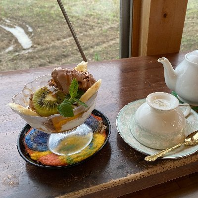 Epatina99371's profile picture. めっちゃ髪の毛が跳ねてる ハンズフリーで操作できるwebレシピアプリ「てぶくろキッチン」制作中の人