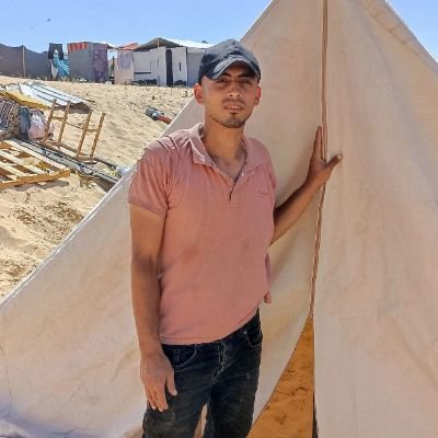 live in gaza
You can save me and my family by donating at
🙏🙏.the link below