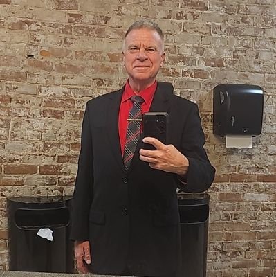 Father, dog dad, dj, car salesman, straight conservative with genuine love for laughter.🚫 content purchase.🚫Notifications ❤️🩶 Buckeyes🧡🤎 Brown⚾️ Reds