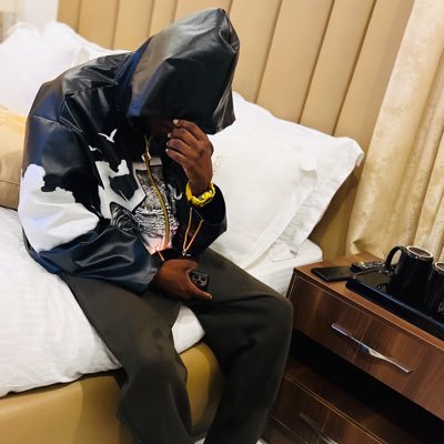 tobenz_wire's profile picture. Zinodict 💚