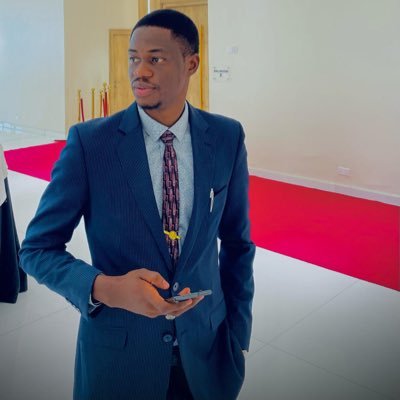 Lawyer⚖️|| Corporate Consultant || Property Consultant || Politics & Governance || Member NBA|| CAC Accredited Agent|| Man Utd|| Pray 4 me when I’m gone🙏🏽🙏🏽