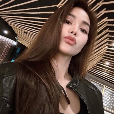 futchlotte's profile picture. 