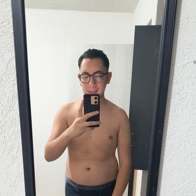 Ulloa32431051's profile picture. 