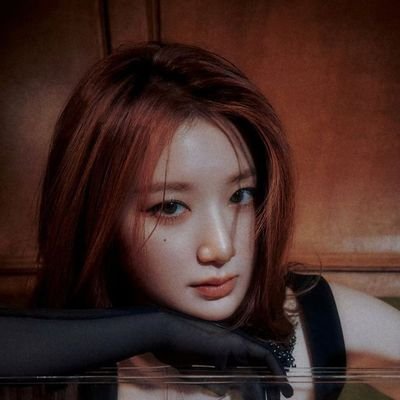 pinkexcavator's profile picture. I-DLE + Soojin, and some gay shit(re)post
idk what else
(cze/eng)