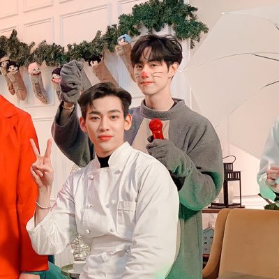 wnp_Y1's profile picture. #JeffBarcode🪐🌻 #TutorYim 👩🏼‍🚀👽#Markbam💜❤️