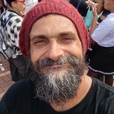 BetoXama's profile picture. Ativista da humanidade, Stay de carteirinha, pai da Brendha e do Gamer, apaixonado pela Nanda, Xamã e K-popper
Bacharel em natureza
Minha opinião é a do Grok!