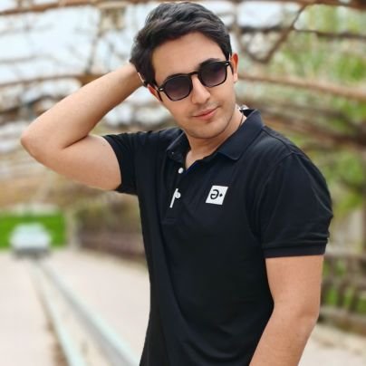 yz_aref's profile picture. 