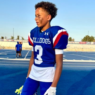 Rome_Robinson3's profile picture. 2028 | 5’10 155lbs | Folsom High School | WR/CB | 3.85 GPA | cell: 916-547-8559|40 yard dash 4.92