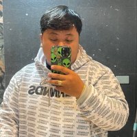 ˢʰᵒᵇⁱ (@_ivohnn) 's Twitter Profile