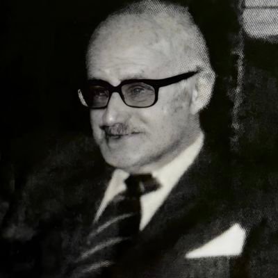 Bescheidwisser7's profile picture. Einer, der bescheid weiß.