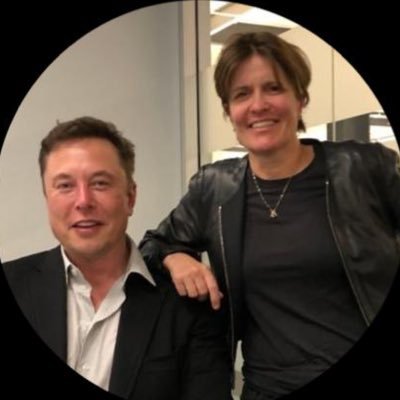 Die Vision von @ElonMusk für eine bessere Zukunft durch SpaceX, Tesla, Neuralink und mehr. & | Tech-Enthusiast, Traumjäger und Innovationsvertreter