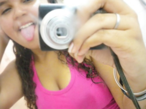 @ -   Geminiana , 12 anos , solteira  &&'  estudiosa ! , safada ?  as vezes ! ;)