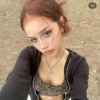 berr@ (@s4vey0urtearss) 's Twitter Profile