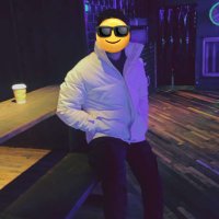 abadi (@qhtt5o5) 's Twitter Profile