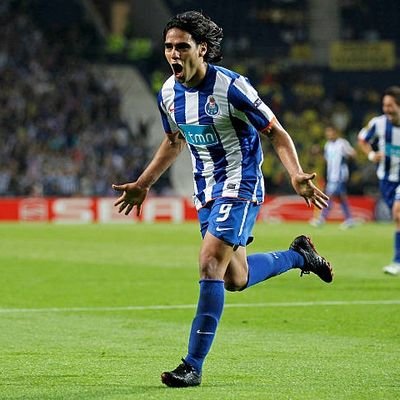 Shinpunpappu's profile picture. Porto, Arsenal, Barcelona and
Vasco Sousa enjoyer