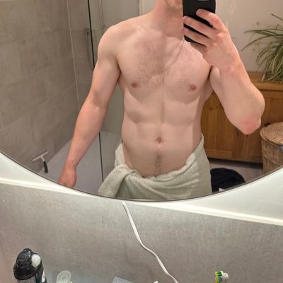 discreetstr8lad's profile picture. Horny in Newcastle - 18+