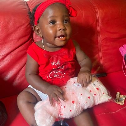 AliciaS11033's profile picture. 