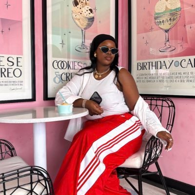 Insta: @melissasisipho• Girl Dreaming • Curator • Journalist
