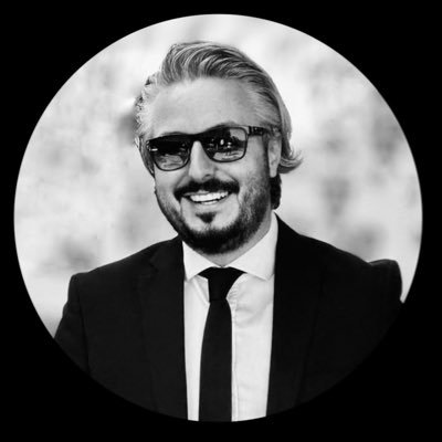 Director / TV Journalist Videographer / Photographer Master of Ceremony / Voice-over