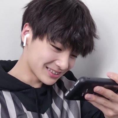 mnh95o's profile picture. 