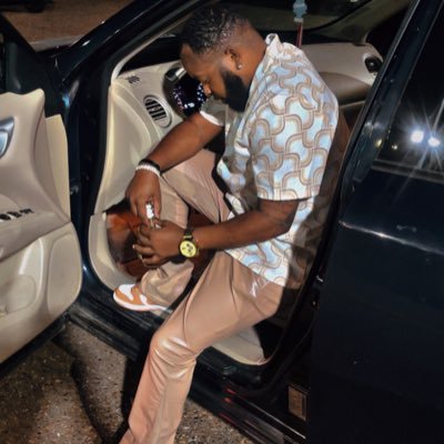 33 years old CEO: sderosspins Born & raised Shreveport, LA