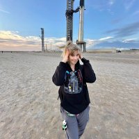Sharon (@sharoninspace2) 's Twitter Profile