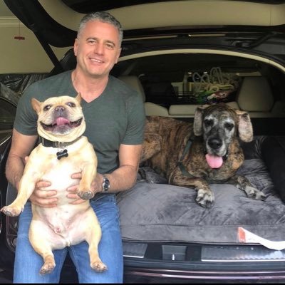 Kelvinholtz's profile picture. a single dad with two daughters 🌹🌹