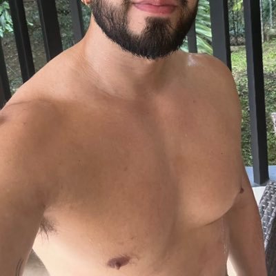 jayjohanns91's profile picture. I smell flowers like they were #poppers