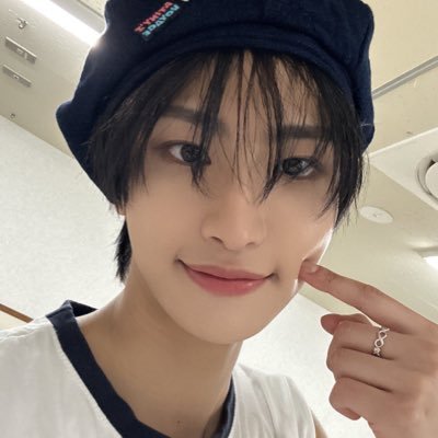 kookieshwa's profile picture. life is soup and i'm a fork ♡