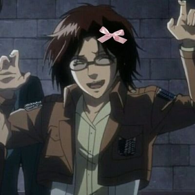 CrowleyCleer's profile picture. 23 years.                                                                   
duzzy is real🫶