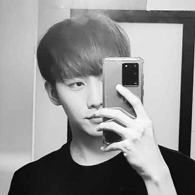 violet_eve7's profile picture. 