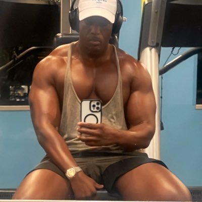 Master Masseur • Fitness trainer • Nutritionist • Writer • NYC 🗽• I travel city to city • Body Healer