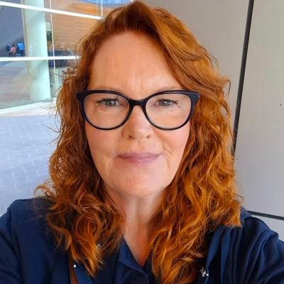 DebbieDingoDog's profile picture. Red-headed humanimal. 🐾🐶 MS warrior. Multiple Melanoma survivor (so far!) 🙏 Safari Park Tour guide. Girl Guide 💛💙 Africa has part of my 💞