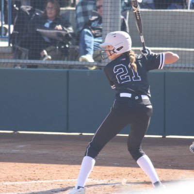 5’11 |2027 | 1B/LF/RF| Firecrackers Vines 16U #55 | 3.82 GPA | naomistoll27@gmail.com | West Ranch High School
