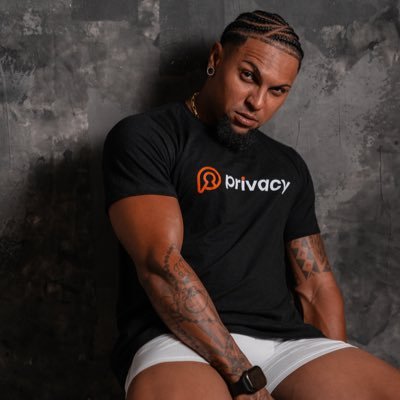 Conteúdo exclusivo | 18+ Privacy| Veja tudo nos meus links 👇 Instagram: @oprivadodopreto