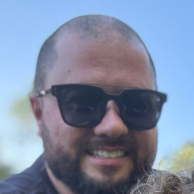 cesarmachadoczo's profile picture. 