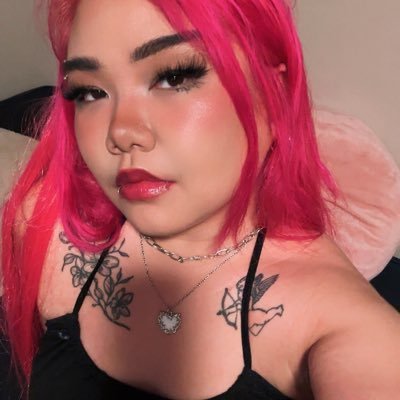 (⊃。•́‿•̀。)⊃━☆゚*・。*♡✿♡✿ ♡✿ ♡ *・。*♡✿♡✿ ♡✿ 🌸She/Her 🌸 polyamorous 🌸 @Himenoize 🩷🖤