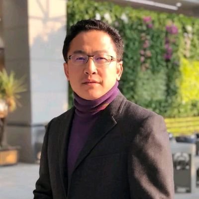 OnyenzeSuc212's profile picture. 死後の世界のようなものはない 
常に現在の生活に集中し、ありのままの自分を幸せに感じてください