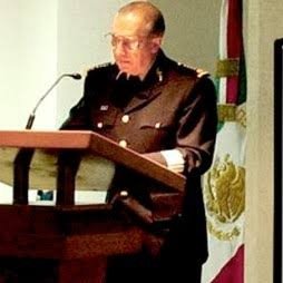 Esta es una cuenta que sube imágenes sobre Los Zetas, y Fotos de las Fuerzas especiales.
