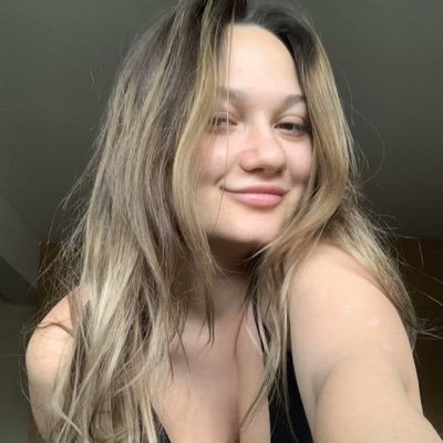 angelalexia573's profile picture. everything you could ever need :p follow @falonxoxolove in case I get taken down