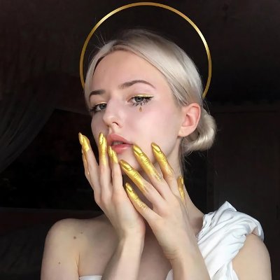 AnnaLee1632830's profile picture. 新人