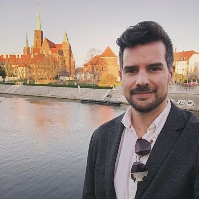 Assistant Professor @UV_EG. Research Associate @ESPOL_Lab. Digital Parties & Politics RN. Internet & Politics @ECPR. Team @CEMOP_ and @MasPoderLocal