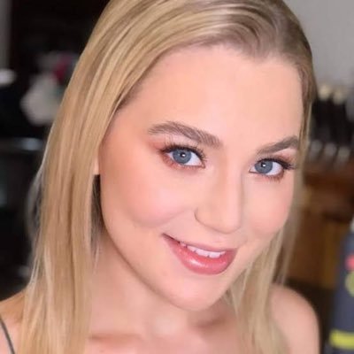 CaseraNovata's profile picture. 