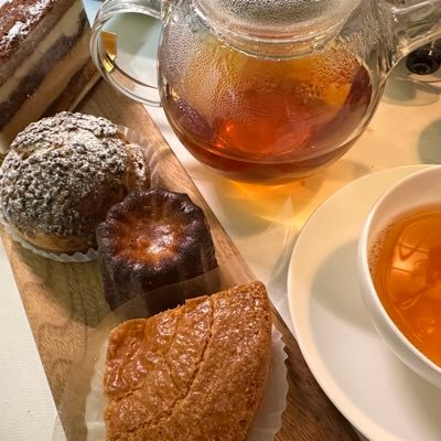 m0YtgGsvPs3170's profile picture. お茶とお菓子をこよなく愛する一般成人男性。お菓子が趣味でスイーツ、グルメ、お茶や茶器の情報などにとにかく飢えております。