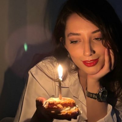 kimyam03's profile picture. در واقع خسته ولی پر از انگیزه 🪽